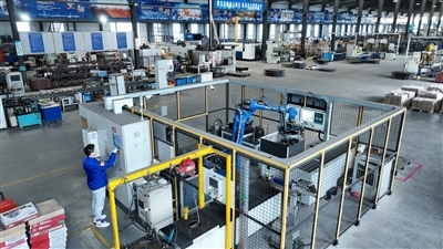 智能驅動，智造未來 黃山汽車零部件企業生產忙，機器人研發引領產業升級